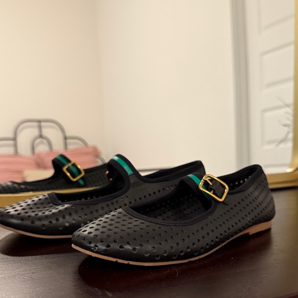 Black Leather Ballet Flats